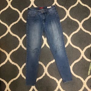 Guess High Waisted Skinny Jeans (Light Wash)